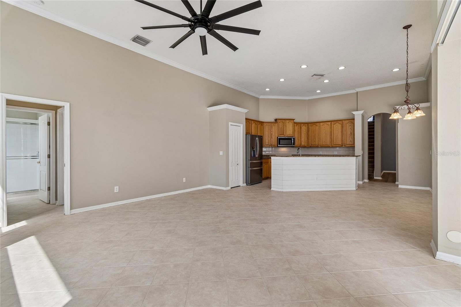 EASTMONTE - Residential