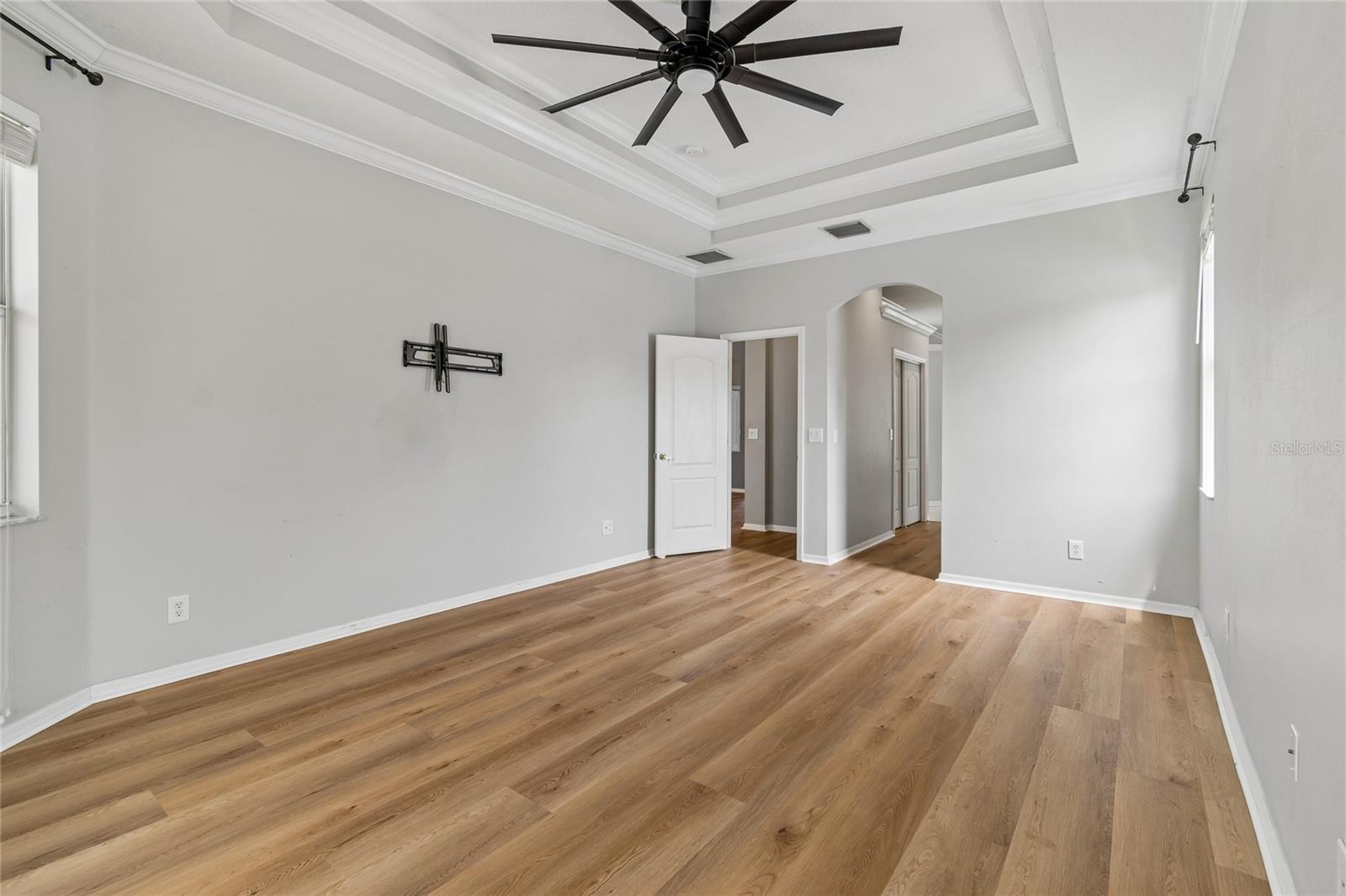EASTMONTE - Residential
