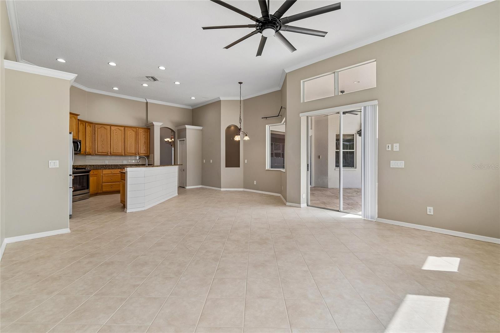EASTMONTE - Residential