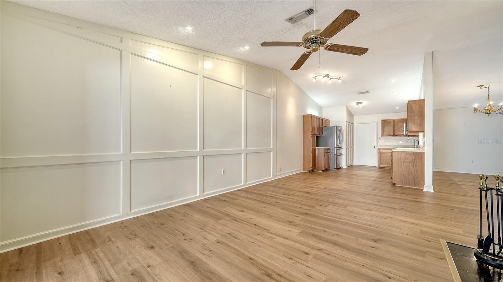 CRESTWOOD VILLAS - Residential