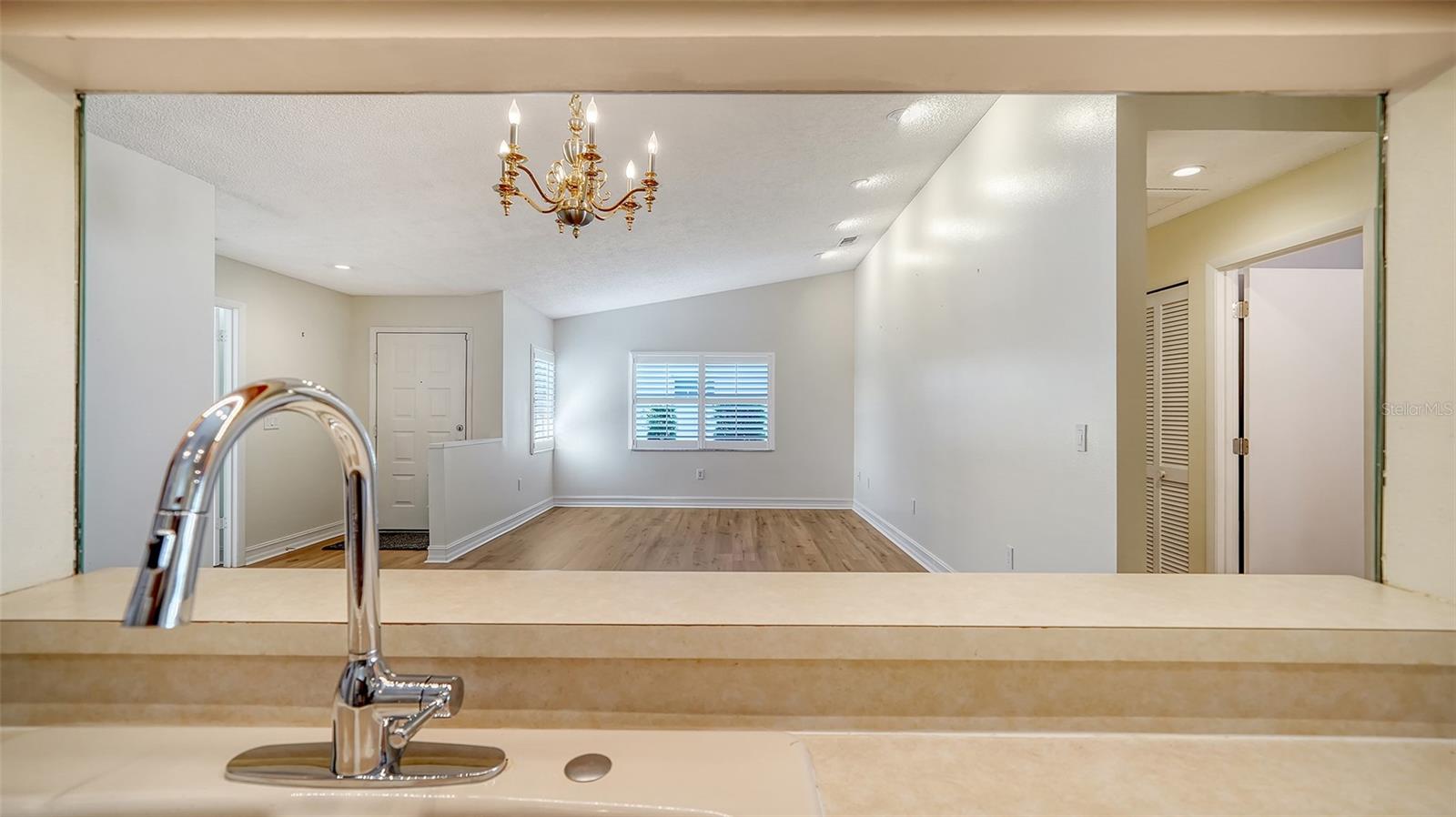 CRESTWOOD VILLAS - Residential