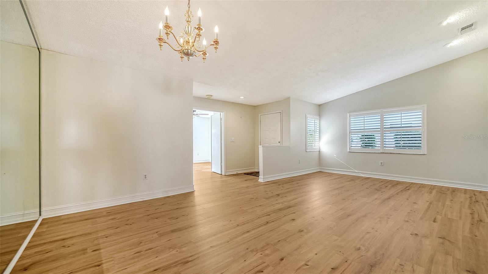CRESTWOOD VILLAS - Residential