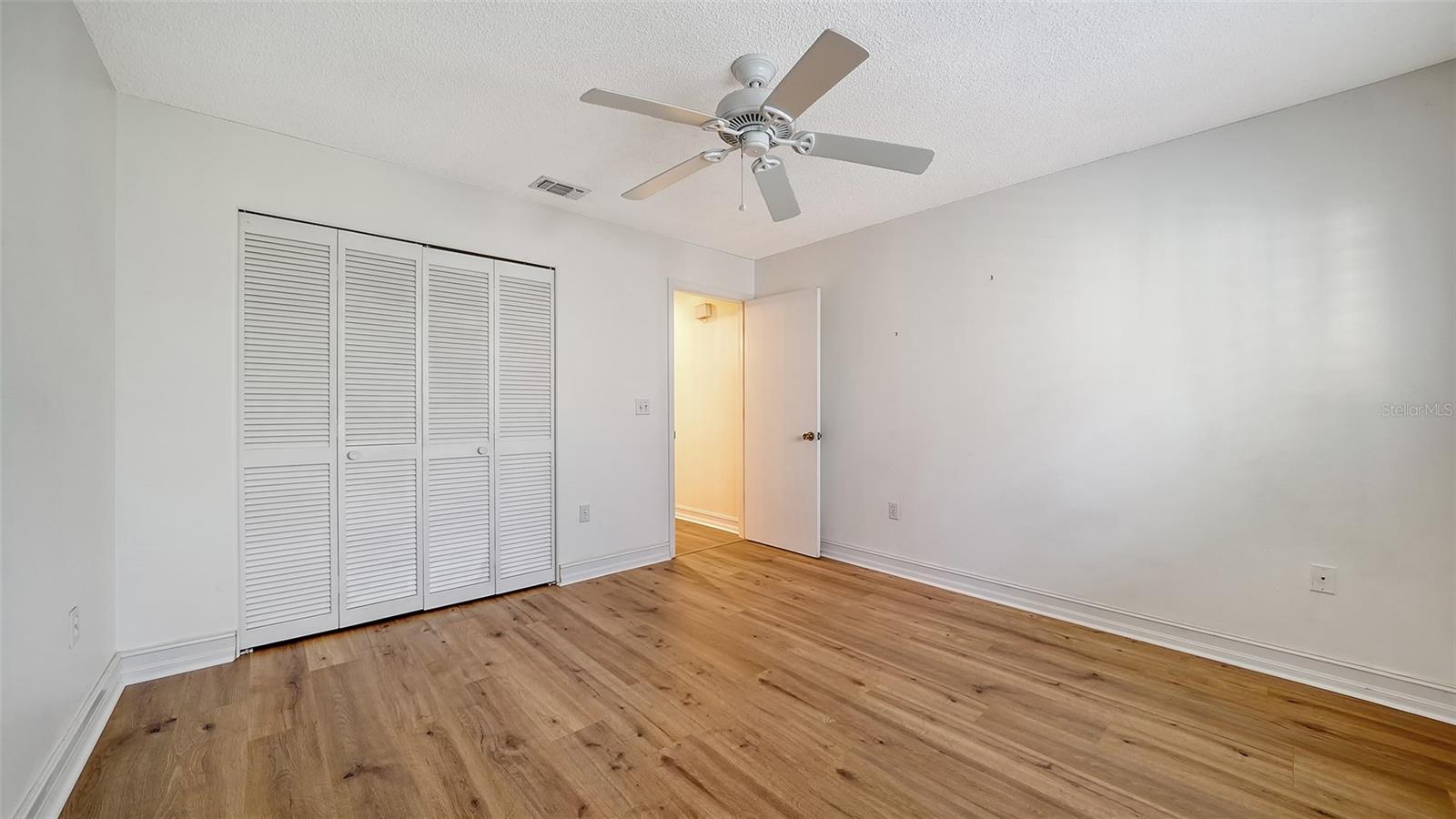 CRESTWOOD VILLAS - Residential