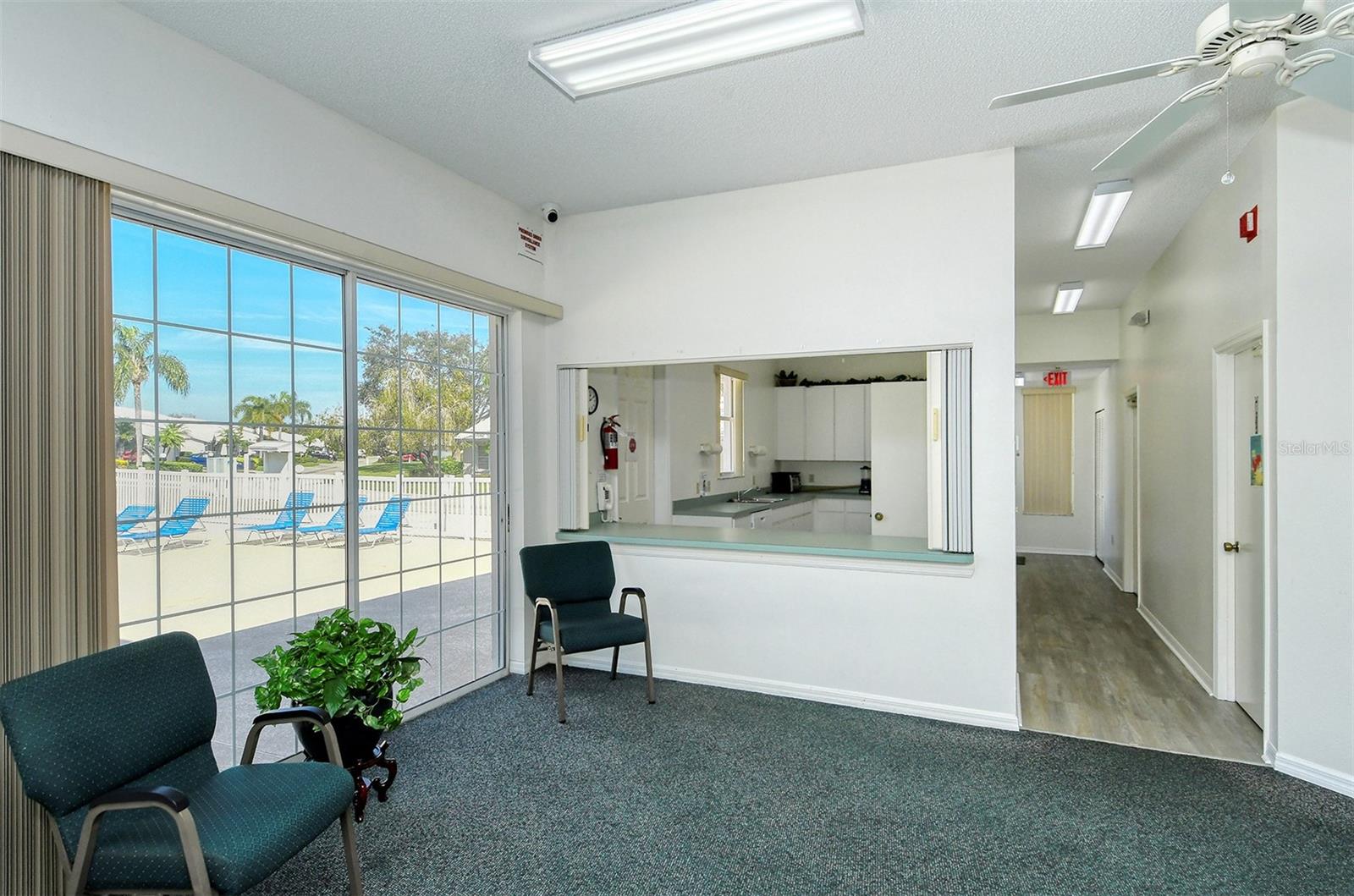 CRESTWOOD VILLAS - Residential