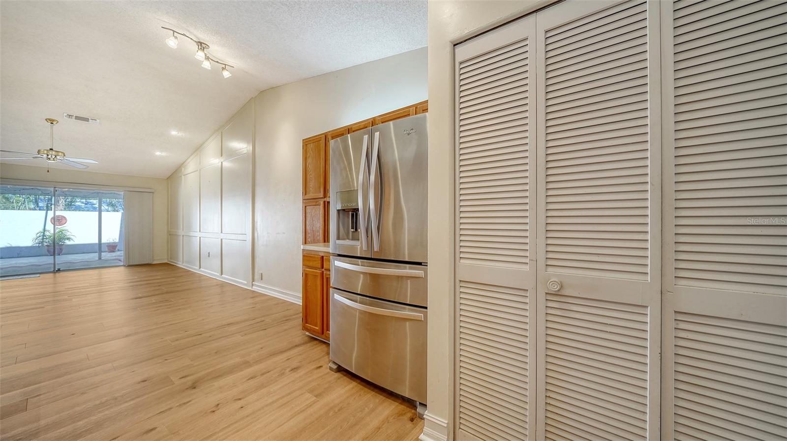 CRESTWOOD VILLAS - Residential