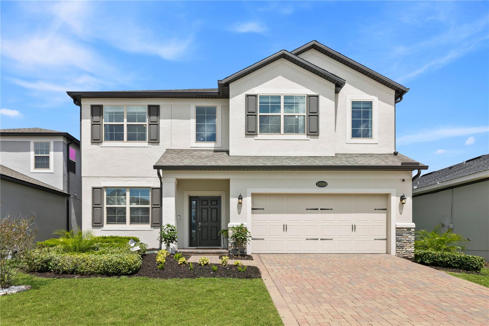 JOHNS LAKE LANDING - Residential