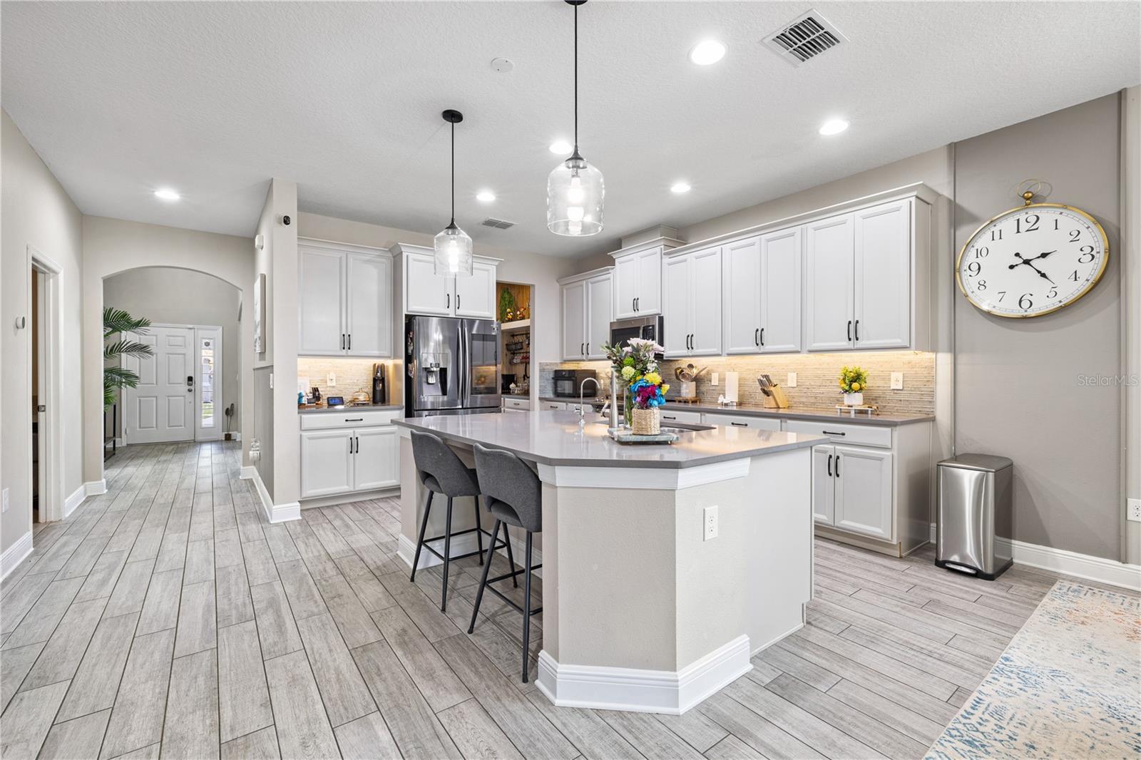 JOHNS LAKE LANDING - Residential