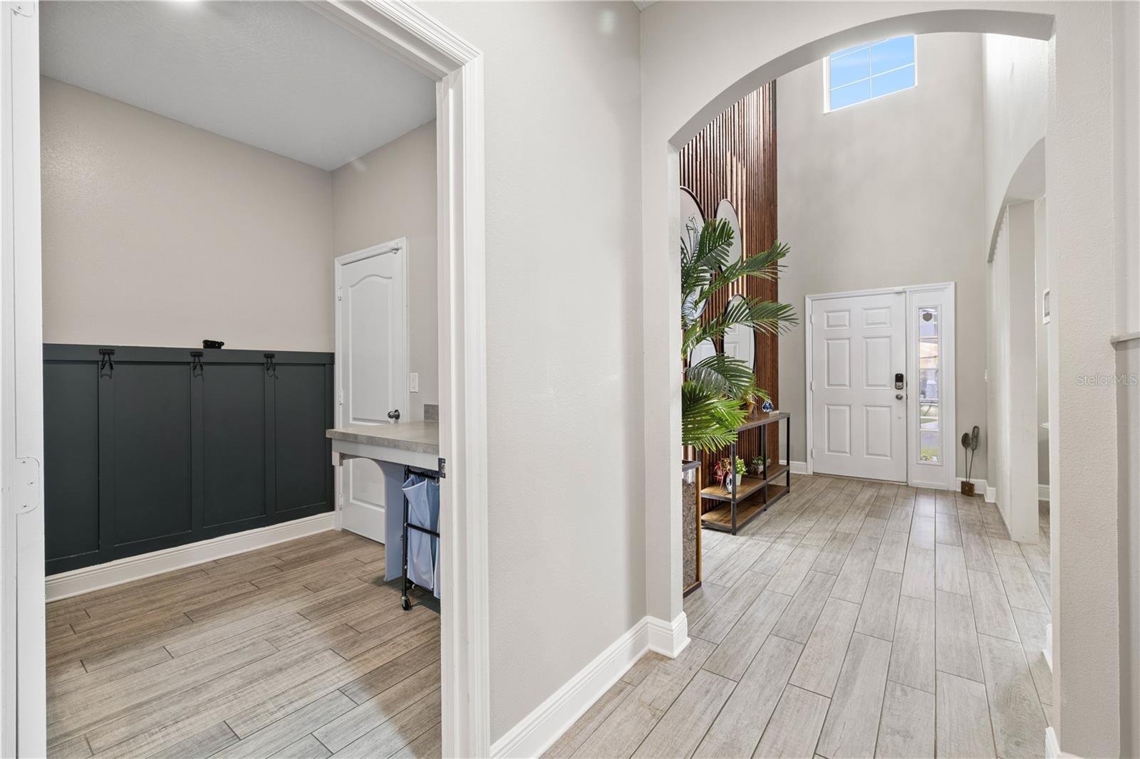 JOHNS LAKE LANDING - Residential