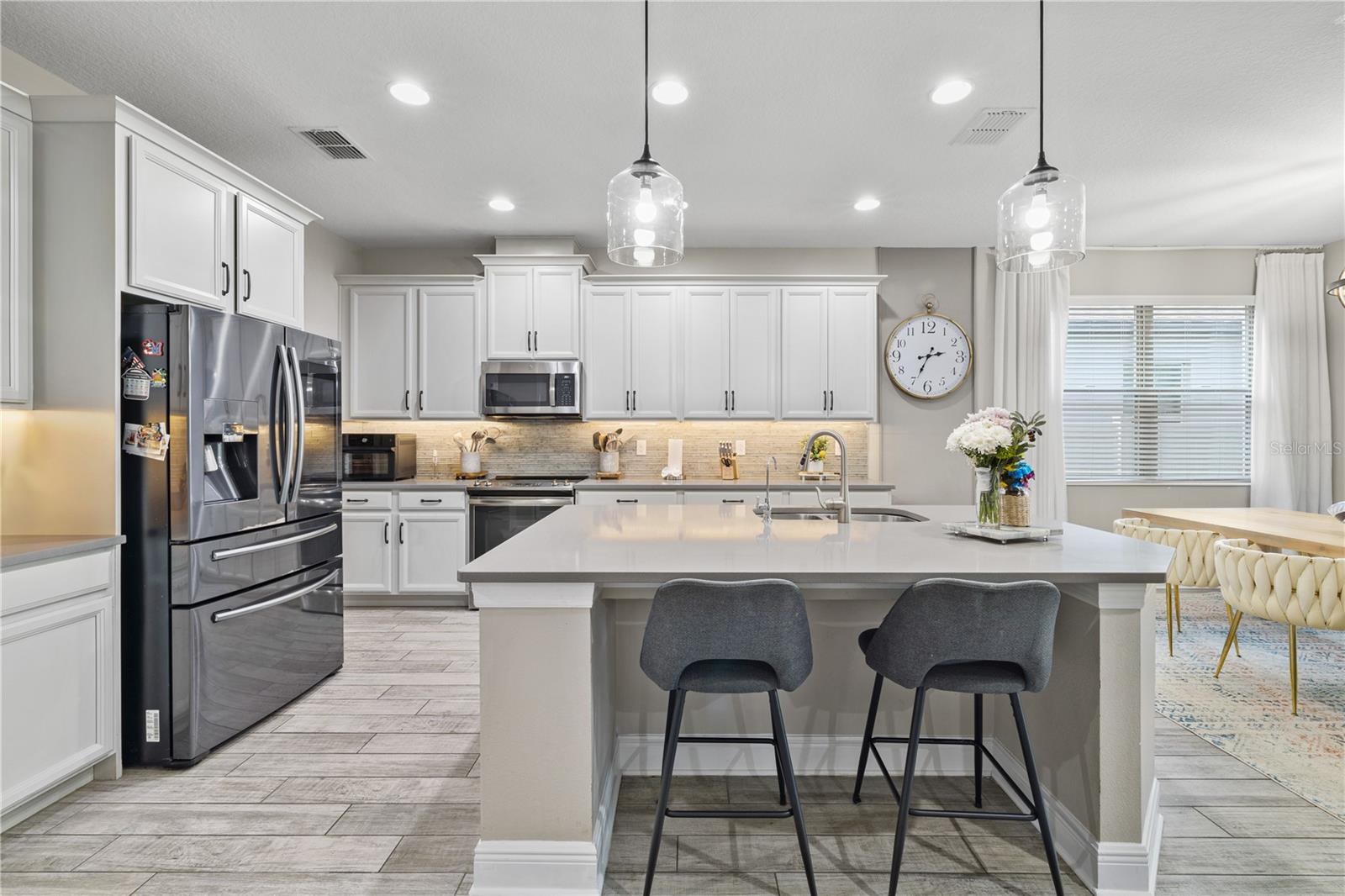 JOHNS LAKE LANDING - Residential