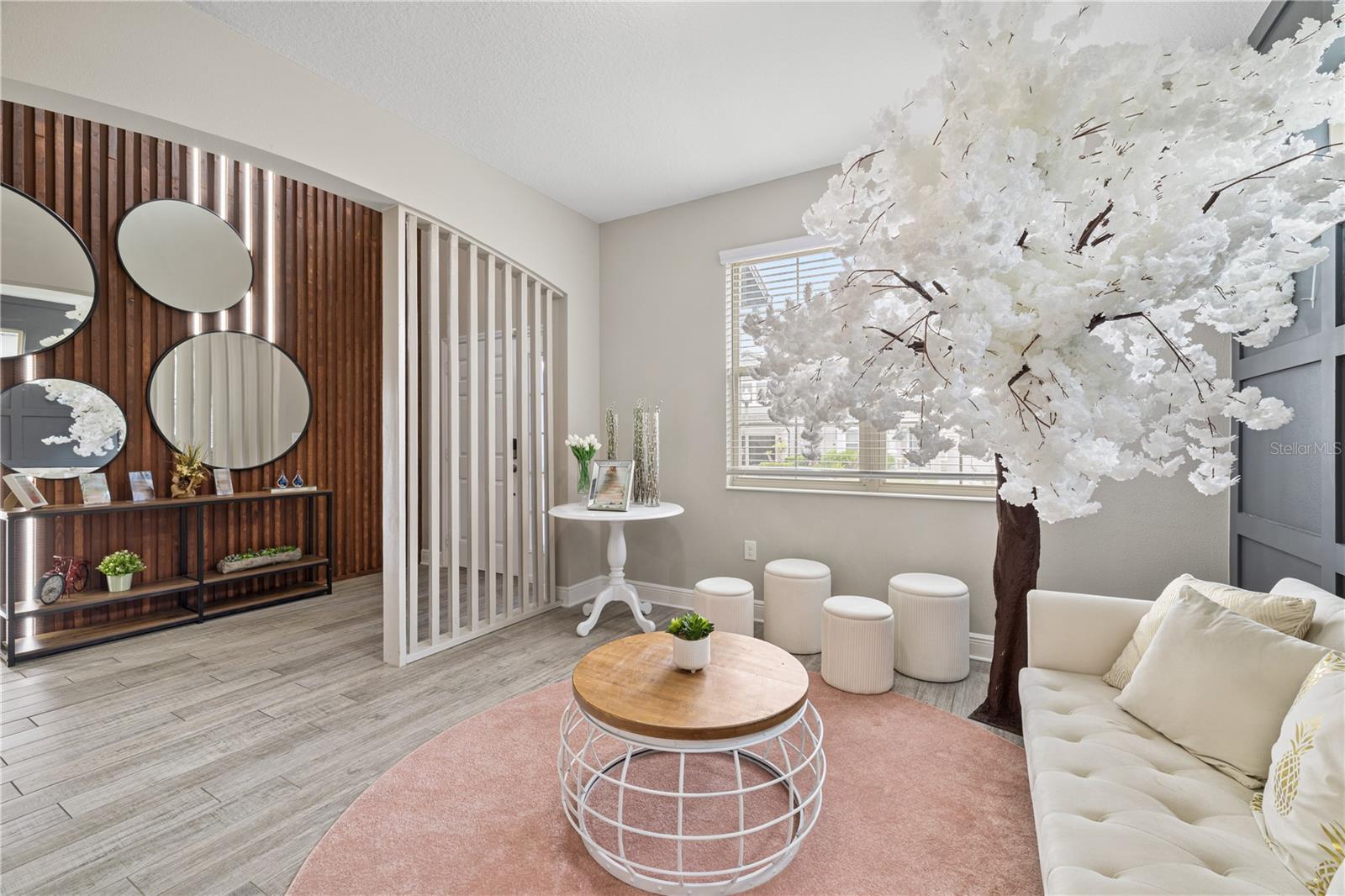 JOHNS LAKE LANDING - Residential