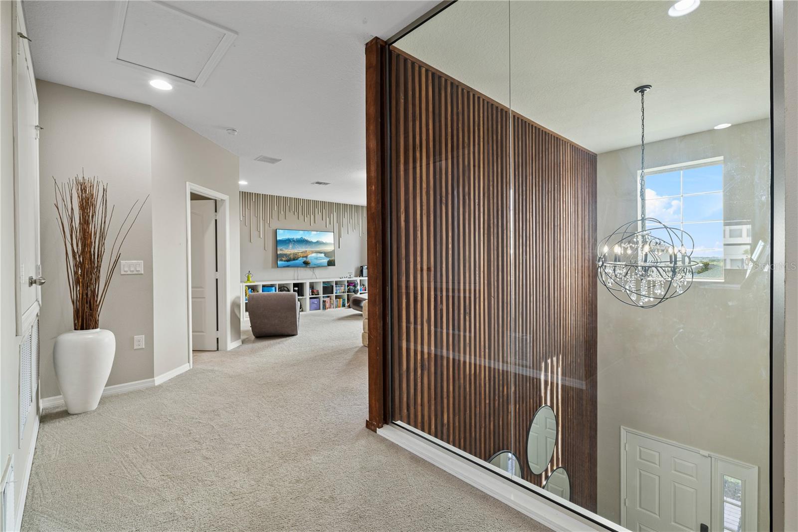 JOHNS LAKE LANDING - Residential