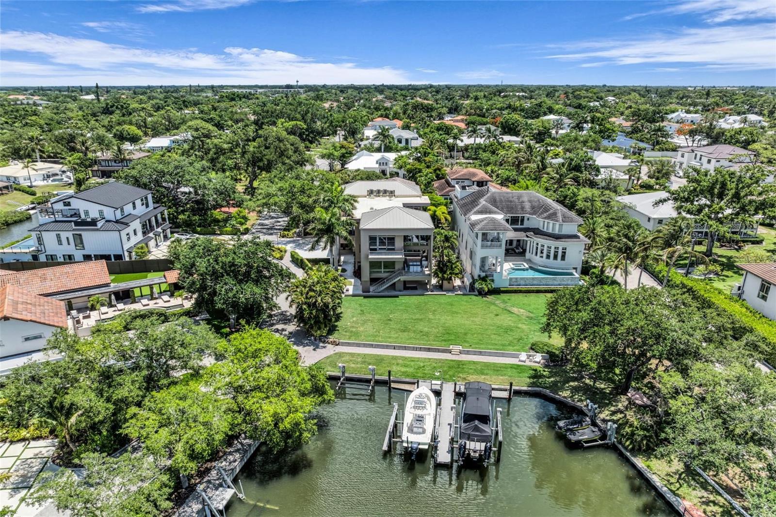 OYSTER BAY LANDINGS - Residential