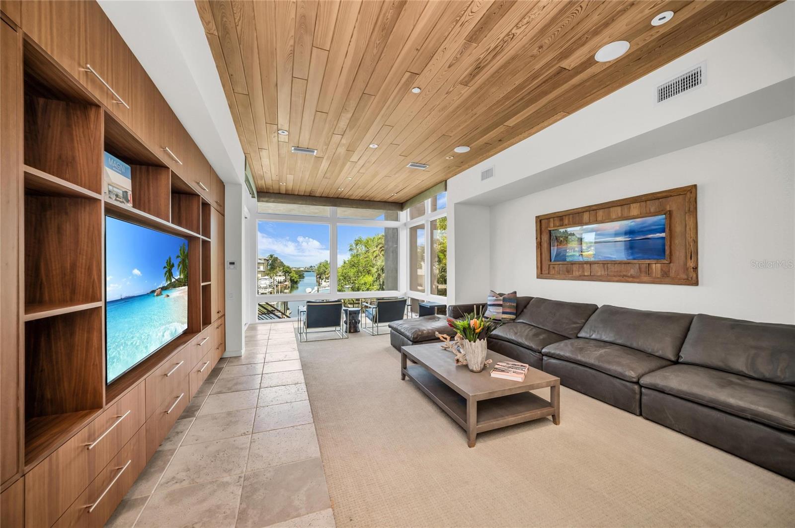 OYSTER BAY LANDINGS - Residential