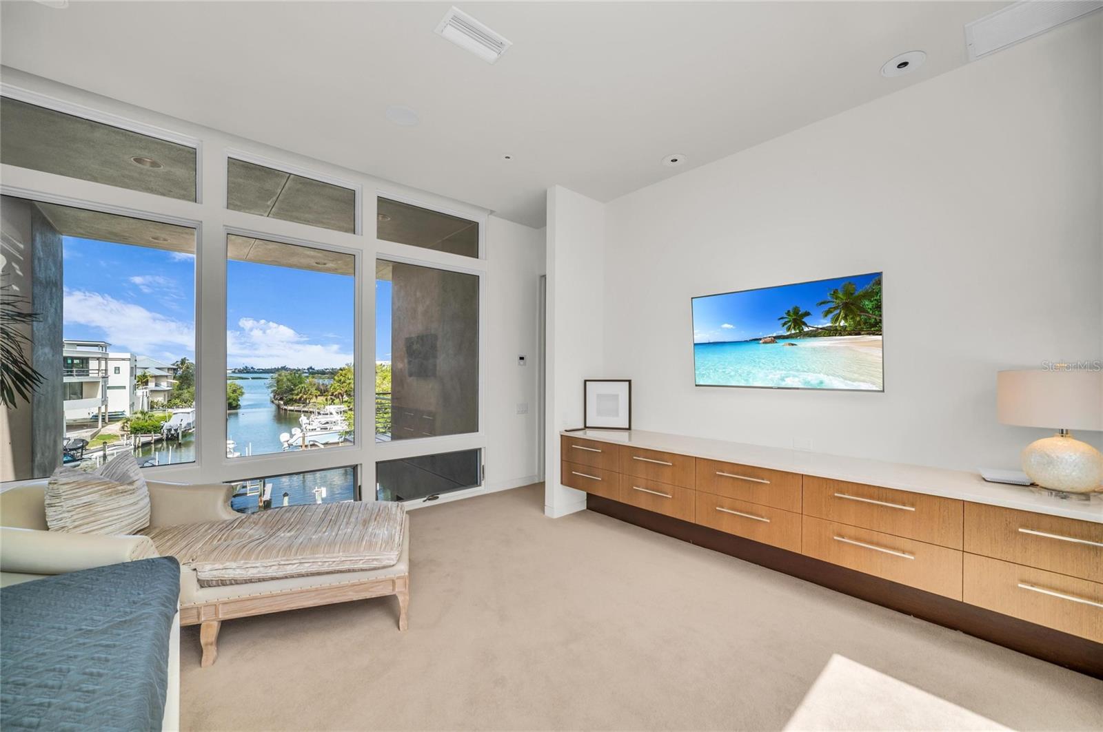 OYSTER BAY LANDINGS - Residential