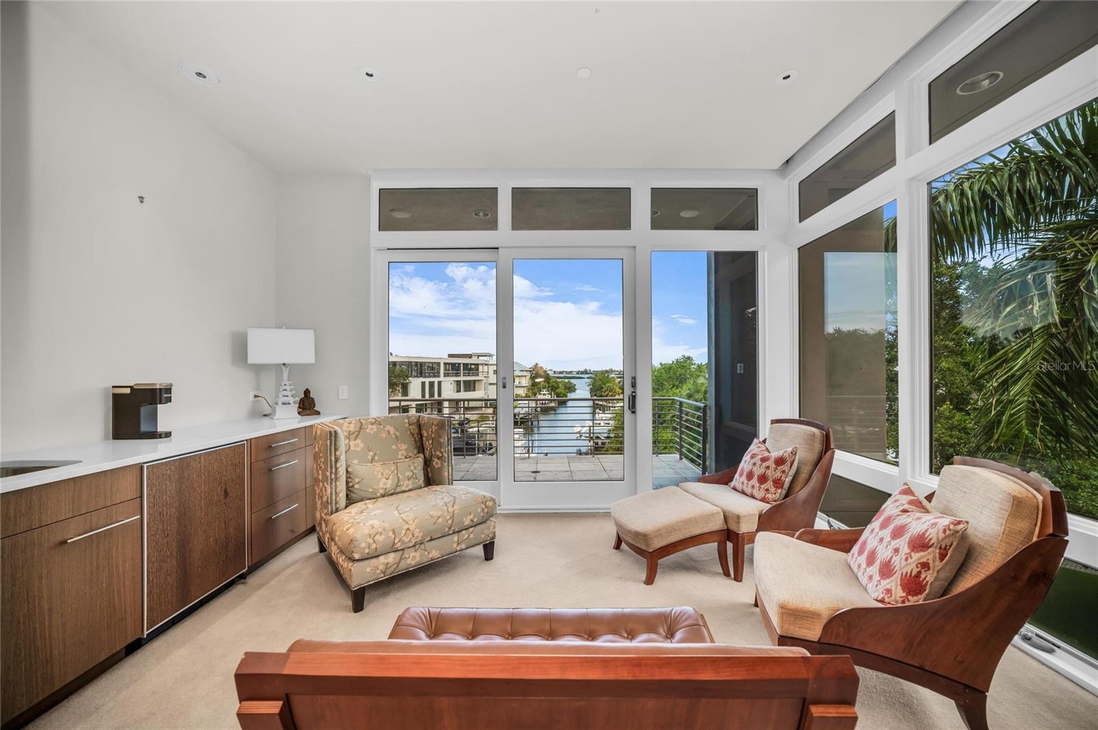OYSTER BAY LANDINGS - Residential