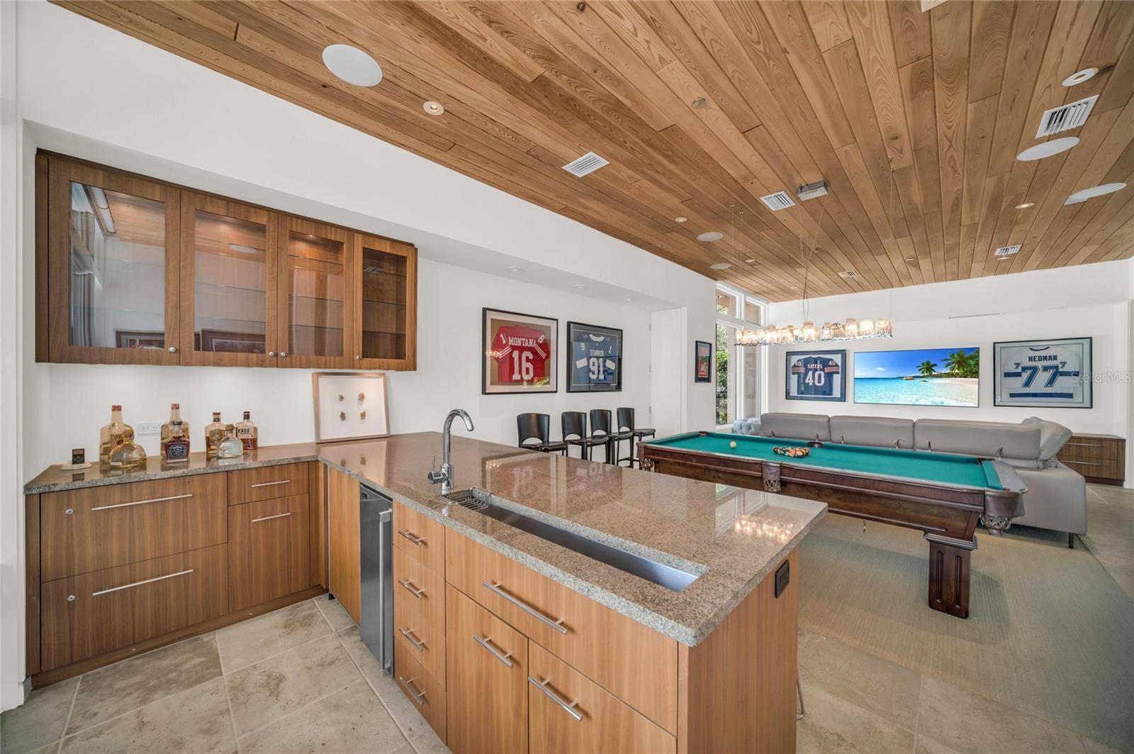OYSTER BAY LANDINGS - Residential