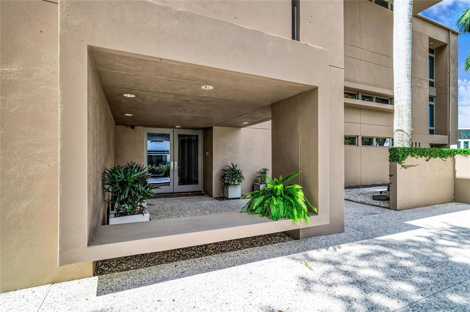 OYSTER BAY LANDINGS - Residential