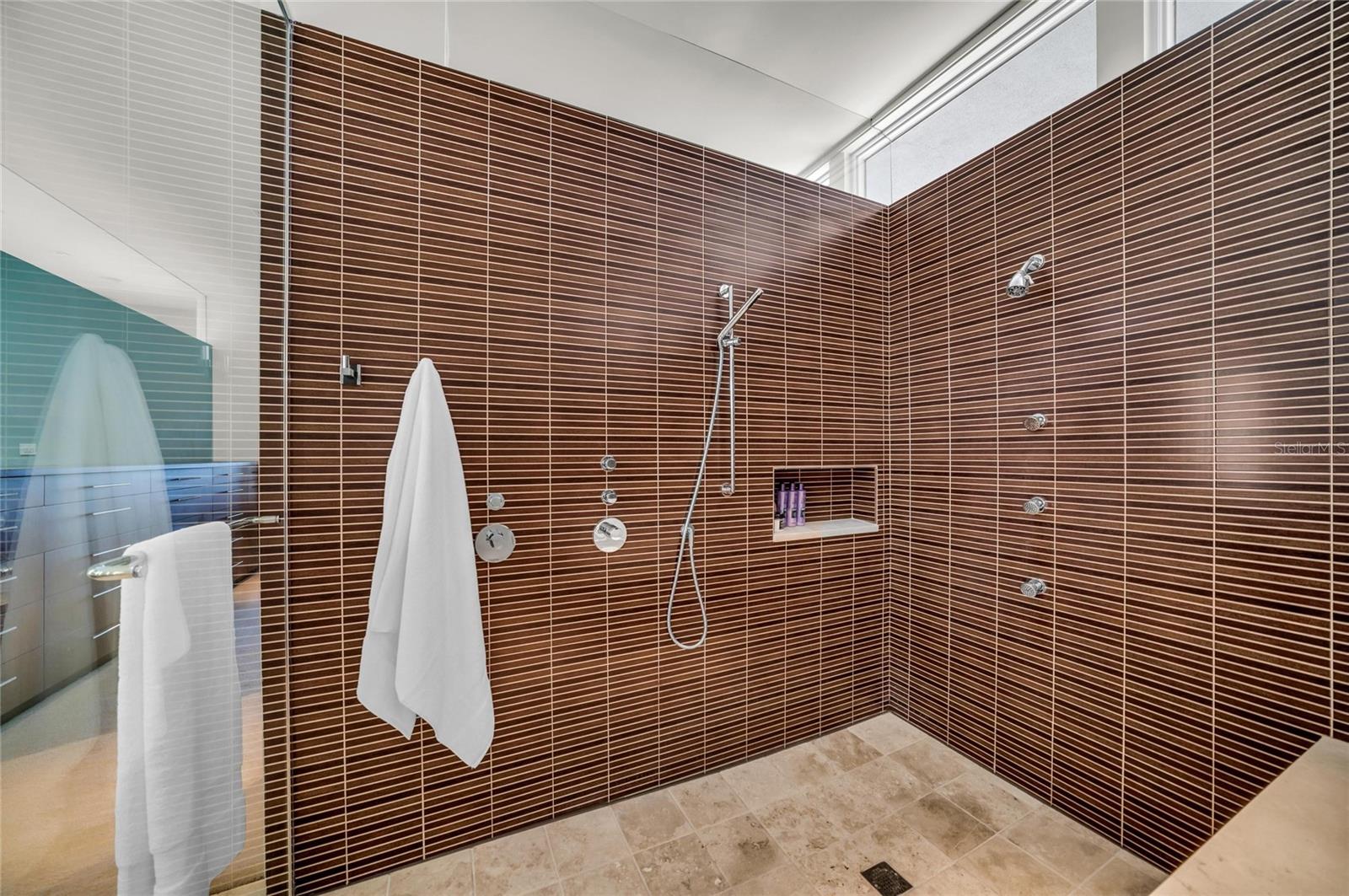 OYSTER BAY LANDINGS - Residential