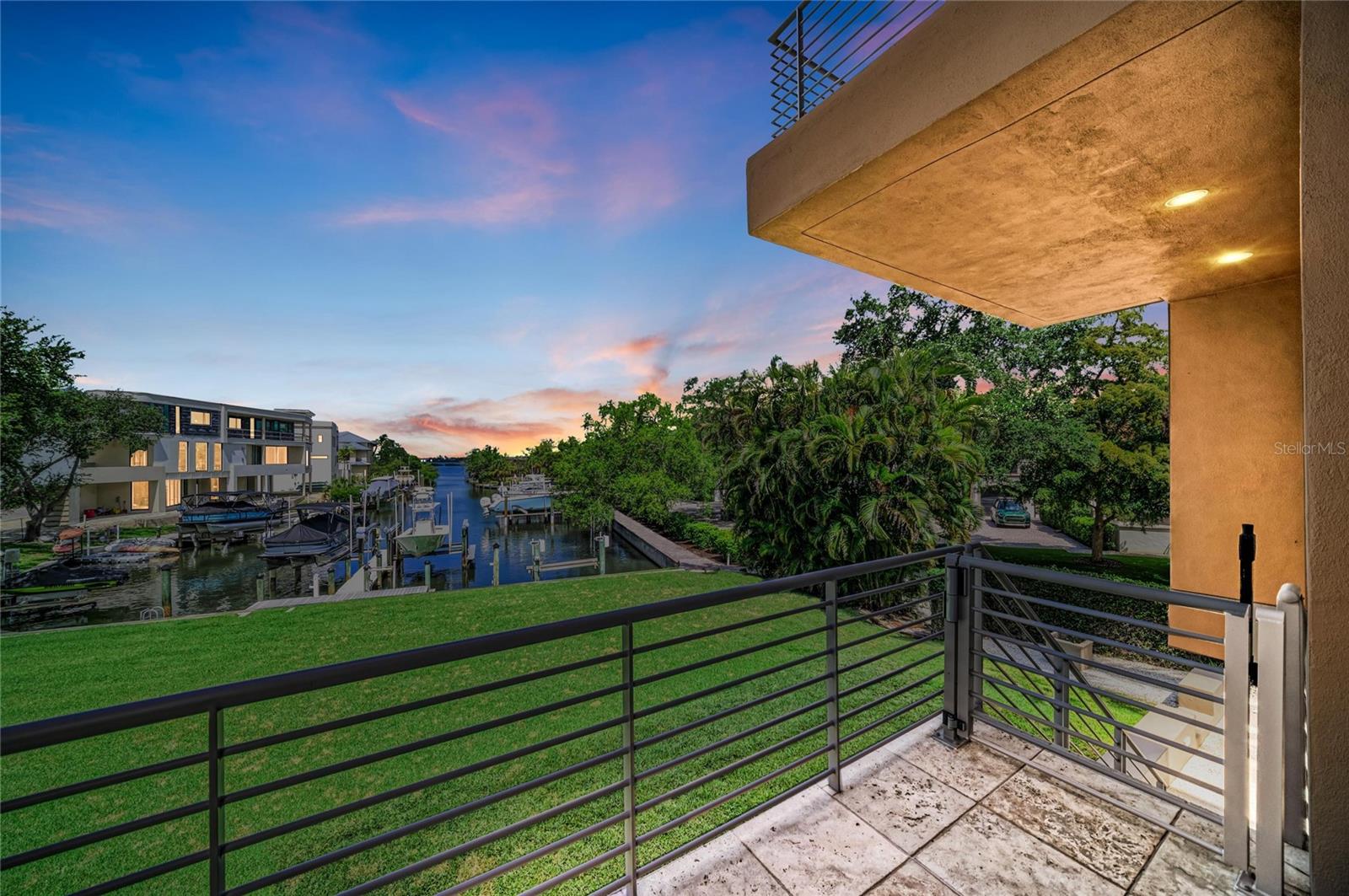 OYSTER BAY LANDINGS - Residential