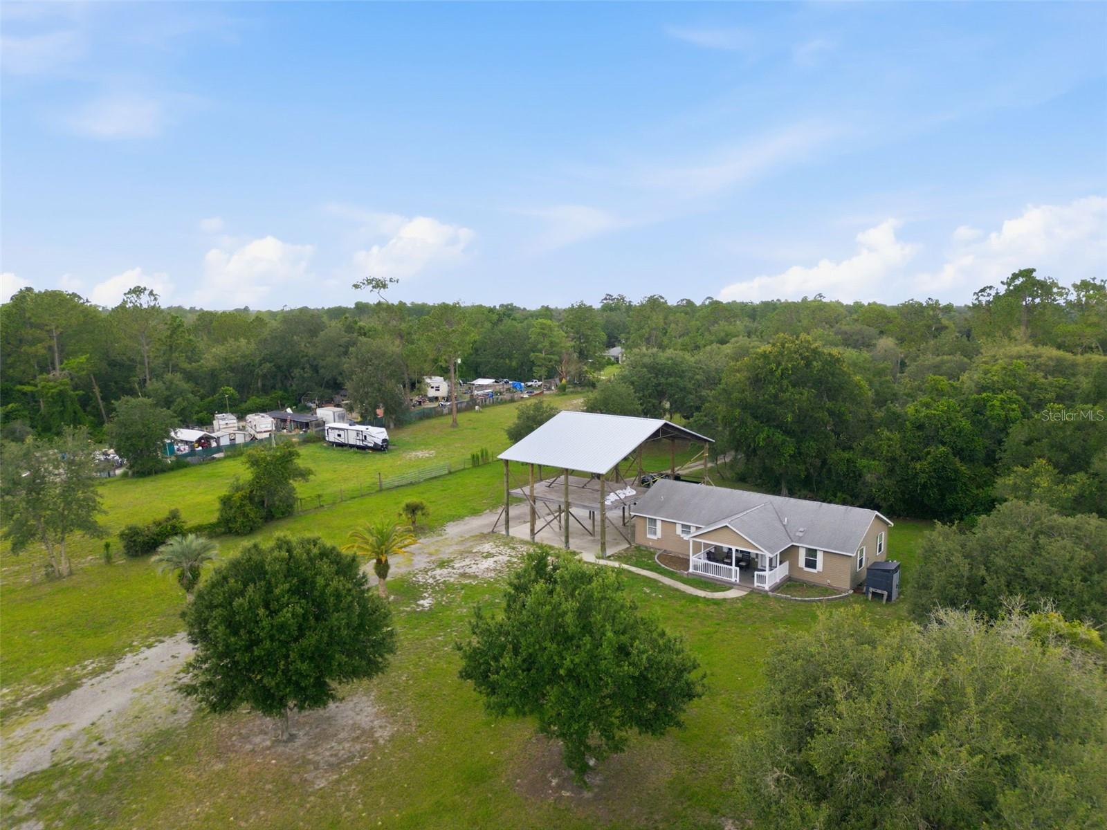 PINE HILLS - Residential