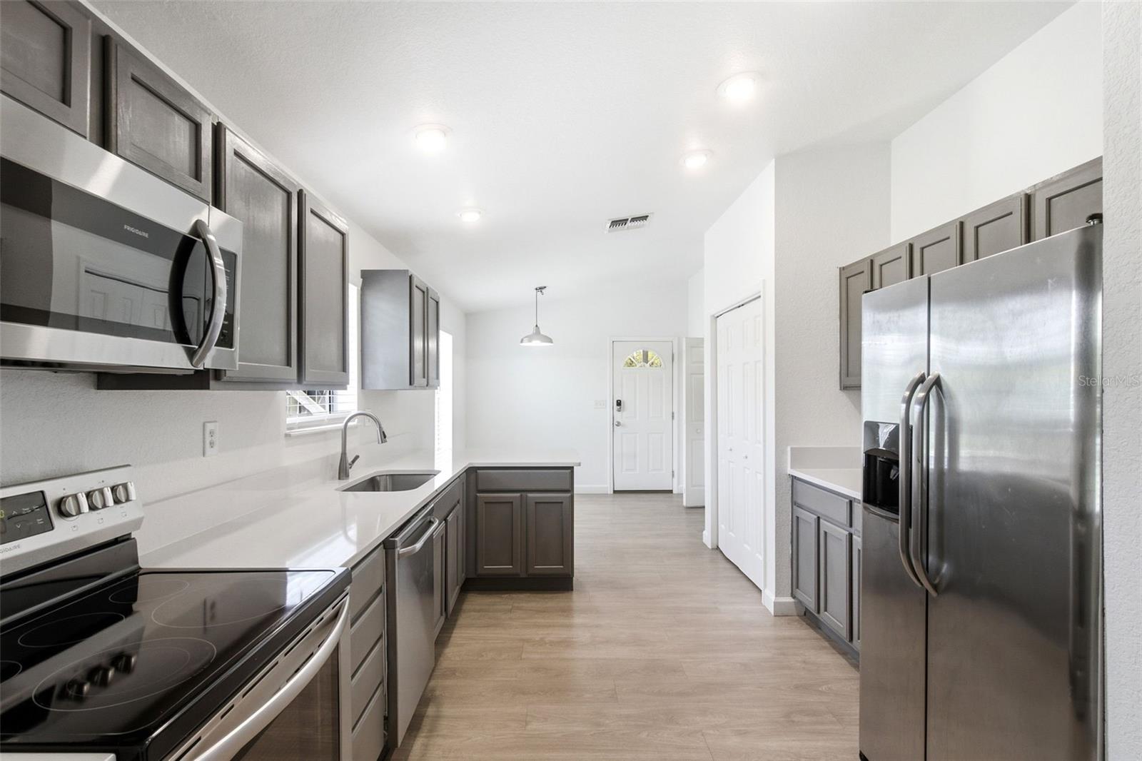 PINE HILLS - Residential