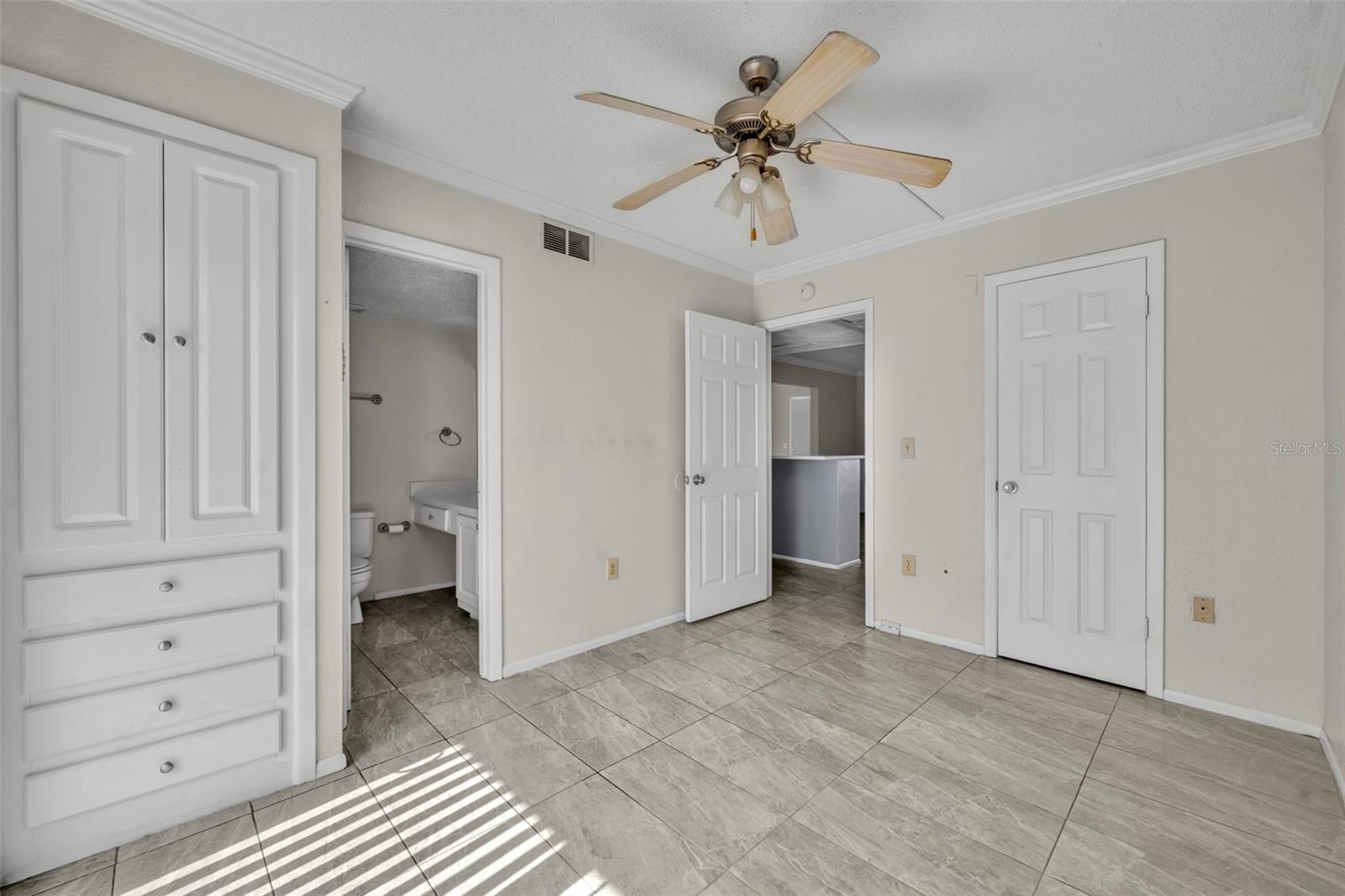 WATERSIDE AT CRANES ROOST A CONDO COMMUN - Residential