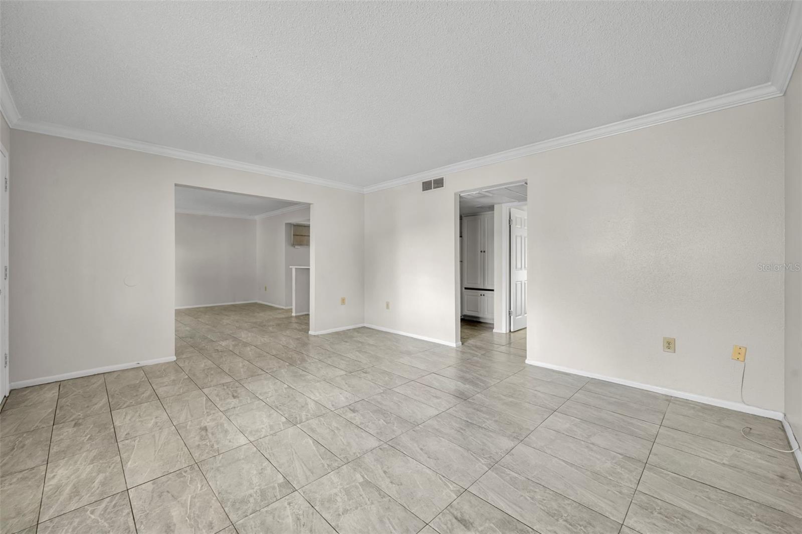WATERSIDE AT CRANES ROOST A CONDO COMMUN - Residential