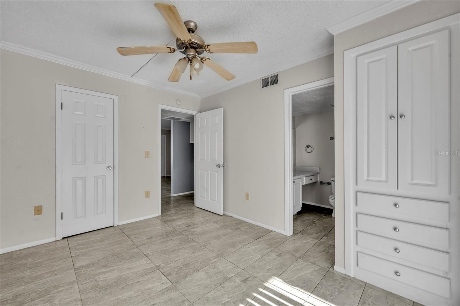 WATERSIDE AT CRANES ROOST A CONDO COMMUN - Residential
