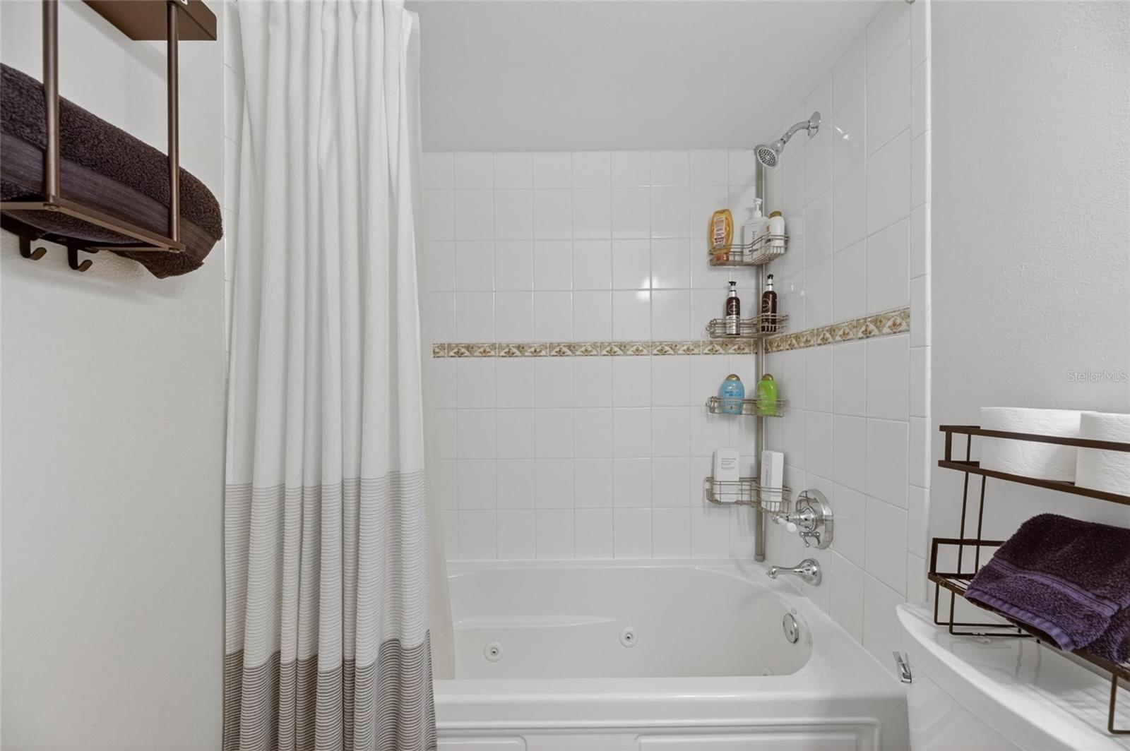 BLOOMINGDALE SEC C UNIT 2 - Residential
