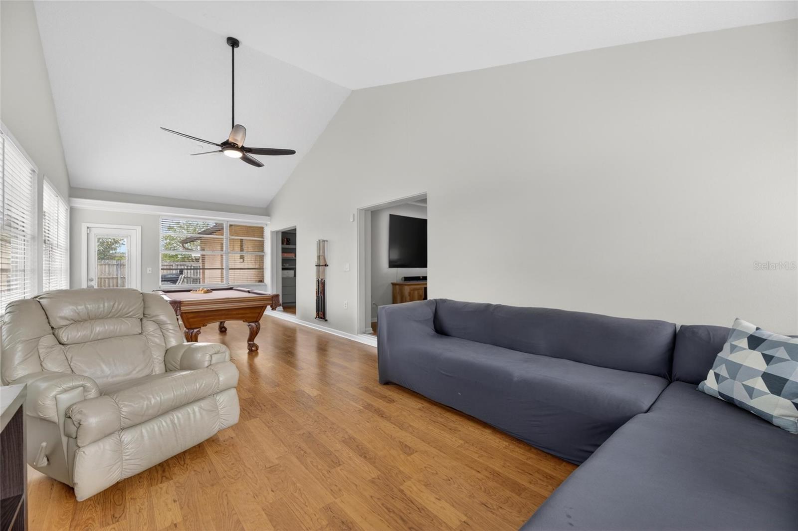 BLOOMINGDALE SEC C UNIT 2 - Residential