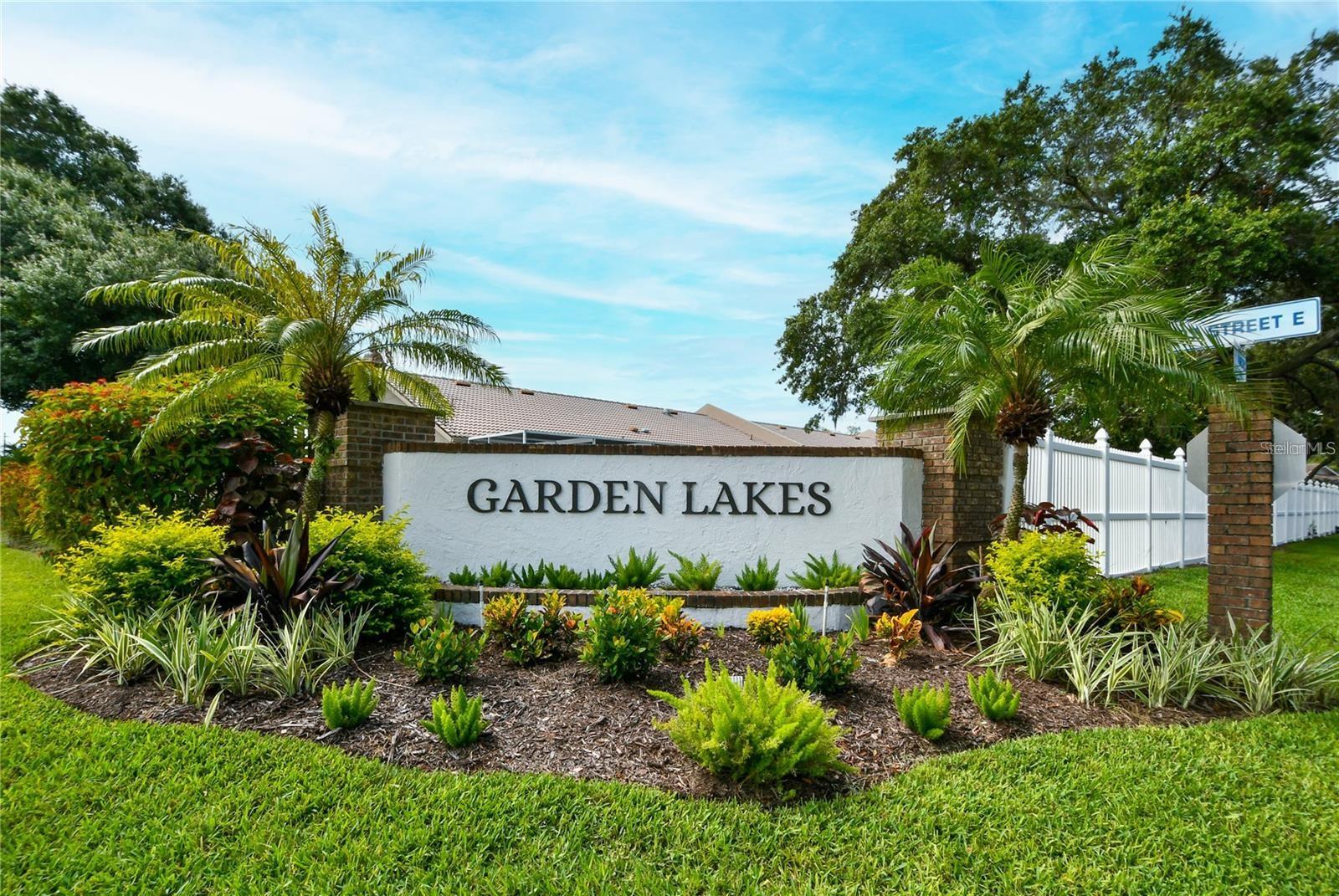 GARDEN LAKES COURTYARD - Residential