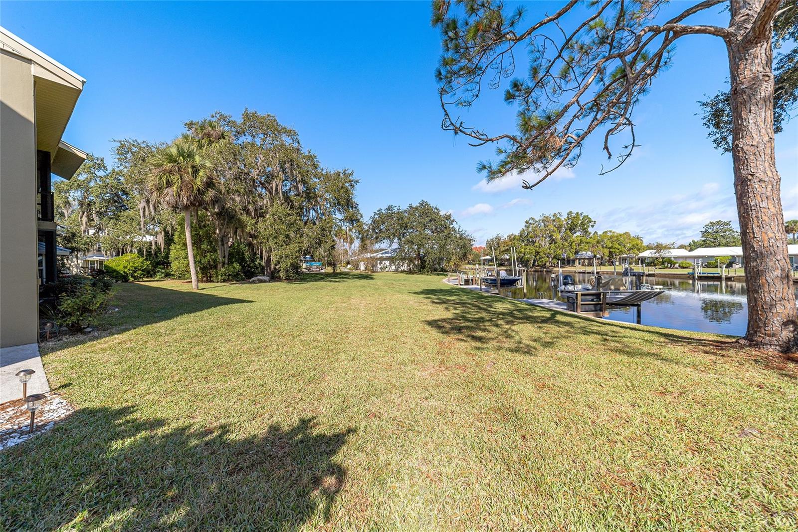 BAY VILLA CONDO - Residential