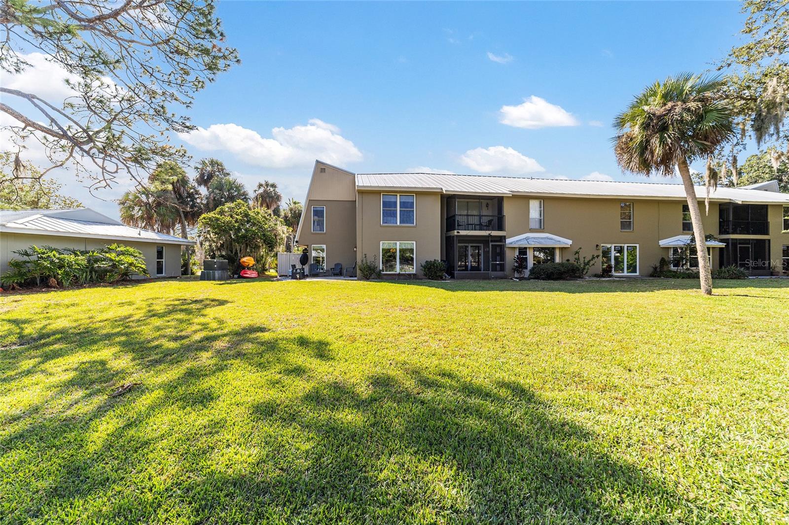 BAY VILLA CONDO - Residential