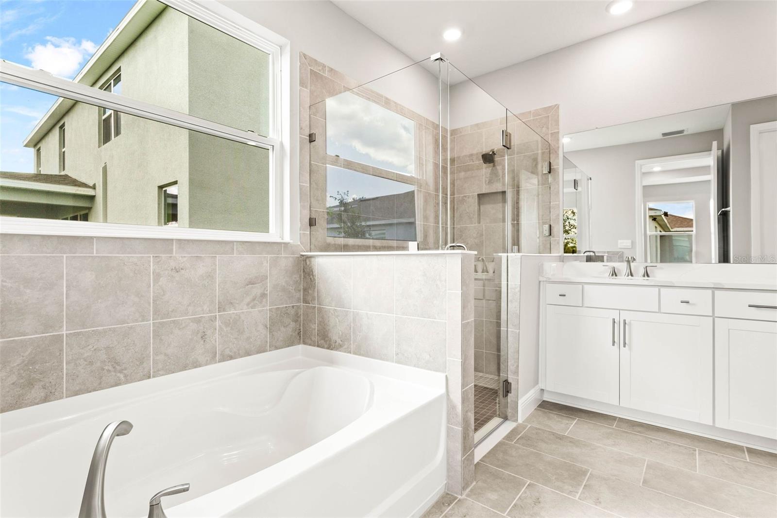 WILLOW RESERVE - Residential Lease