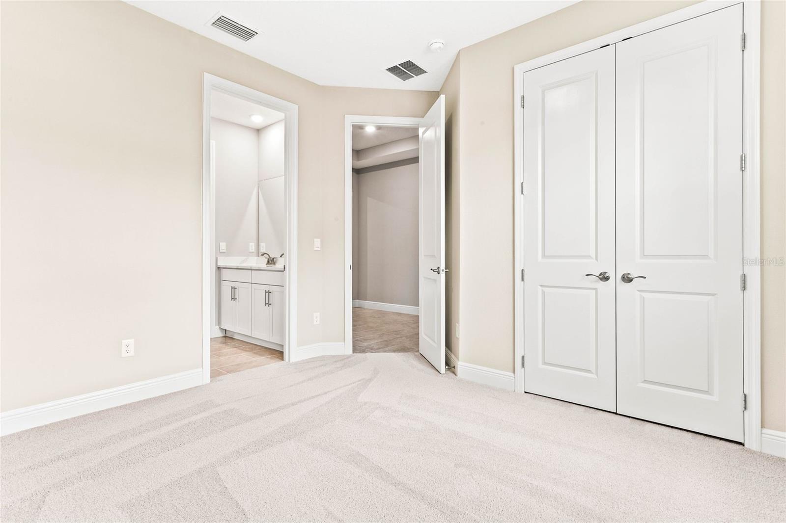 WILLOW RESERVE - Residential Lease