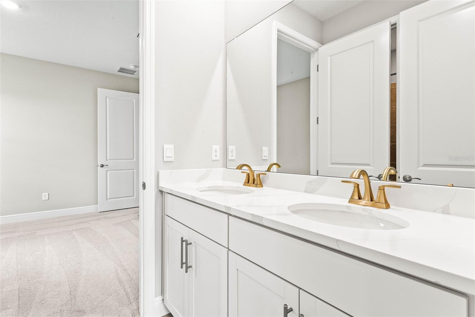 WILLOW RESERVE - Residential Lease