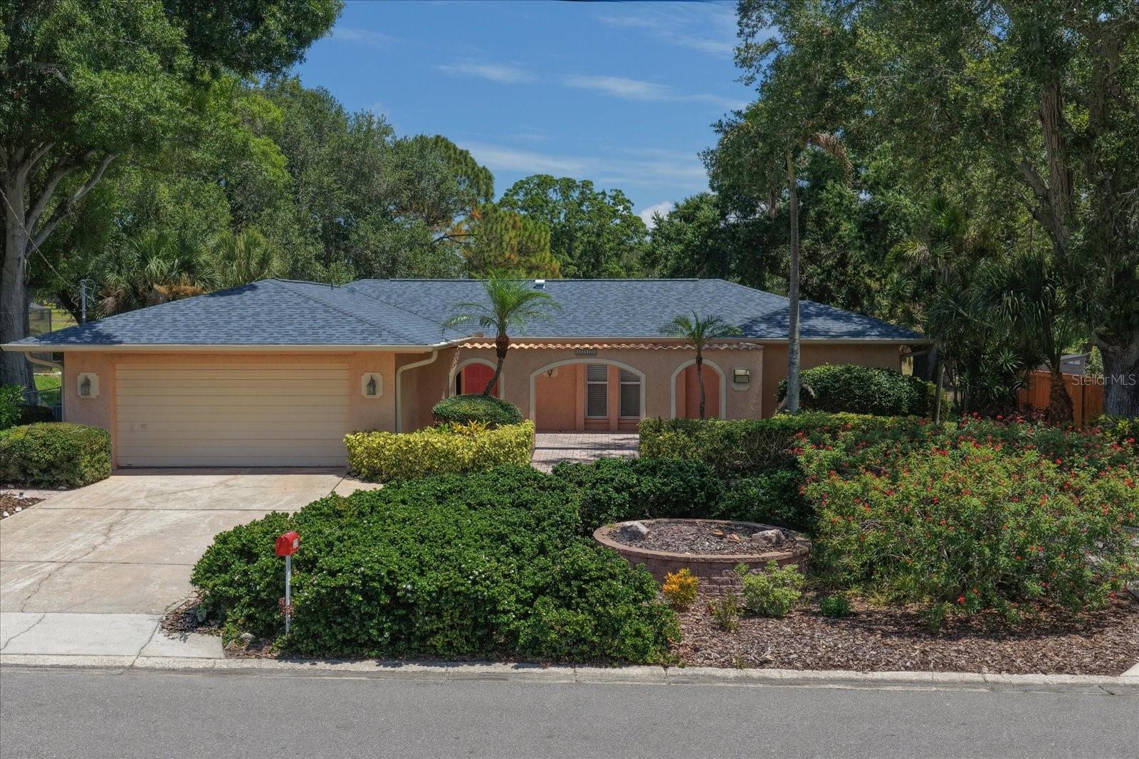 FAIRWAY MANOR - Residential