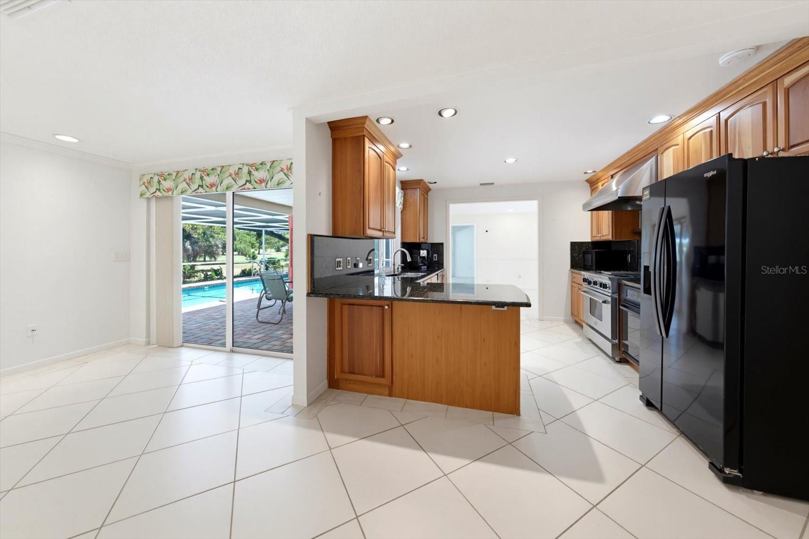 FAIRWAY MANOR - Residential