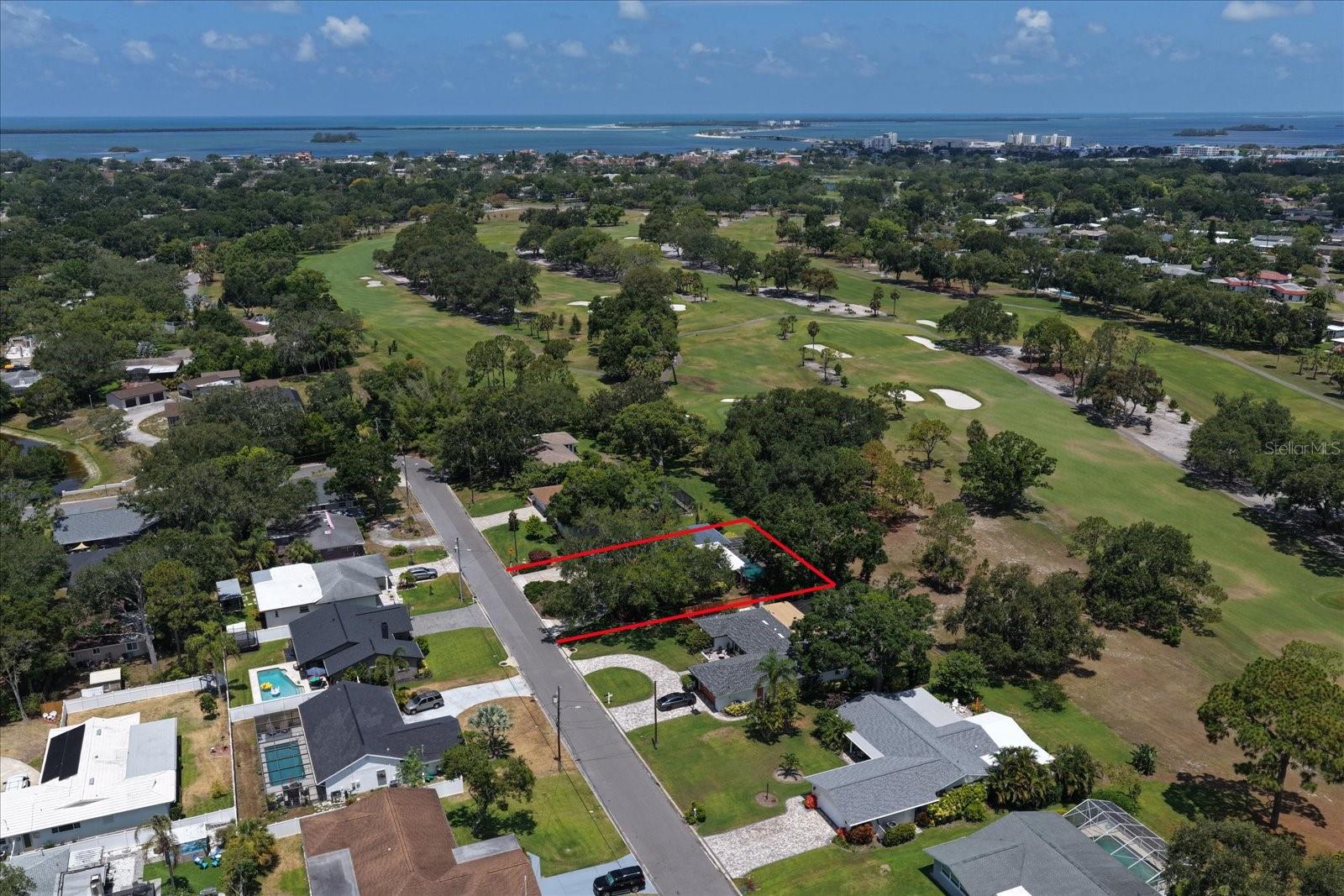 FAIRWAY MANOR - Residential