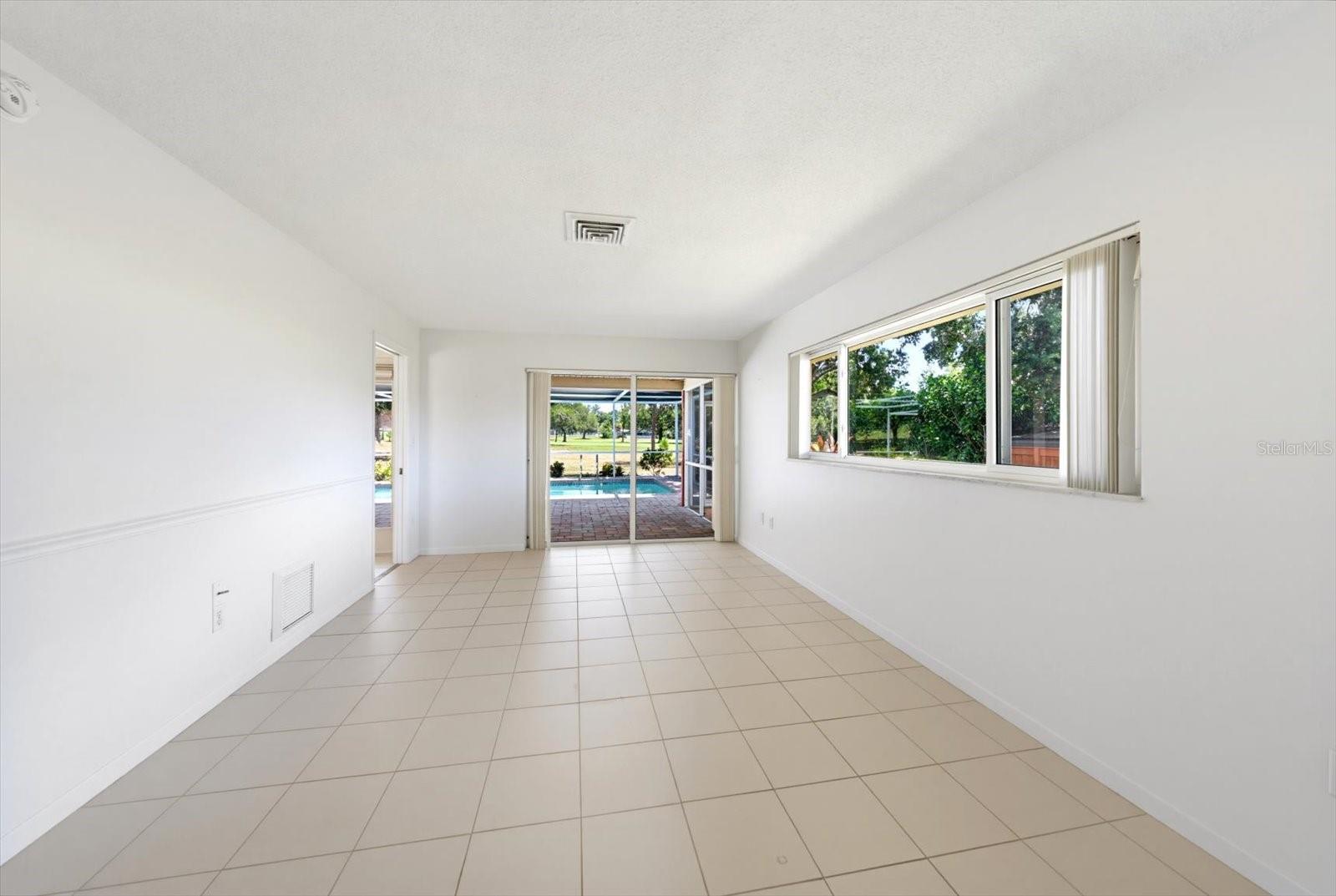 FAIRWAY MANOR - Residential