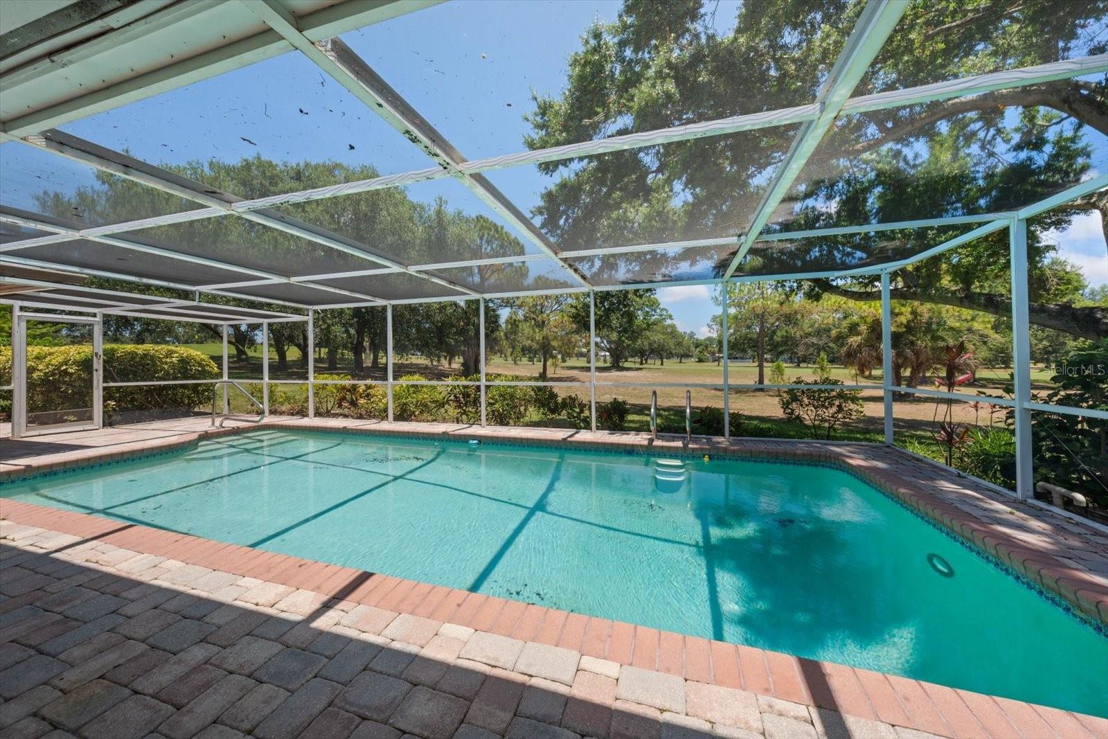 FAIRWAY MANOR - Residential