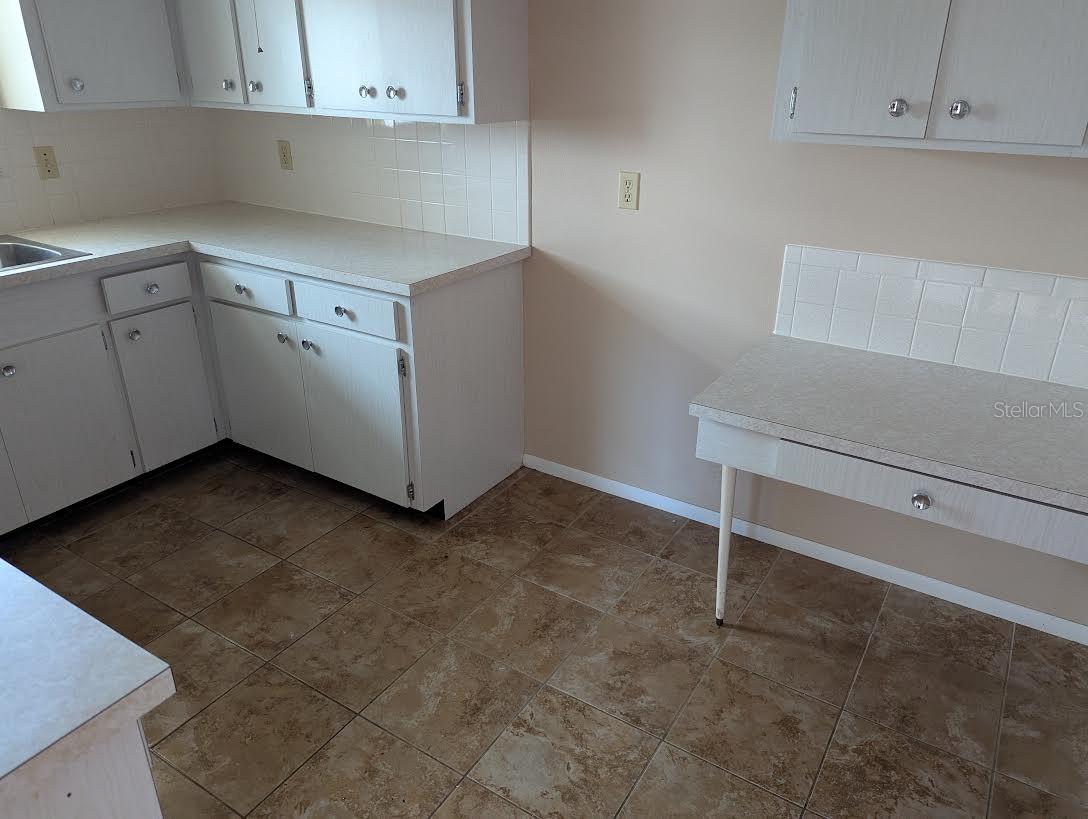 ENGLEWOOD HEIGHTS - Residential