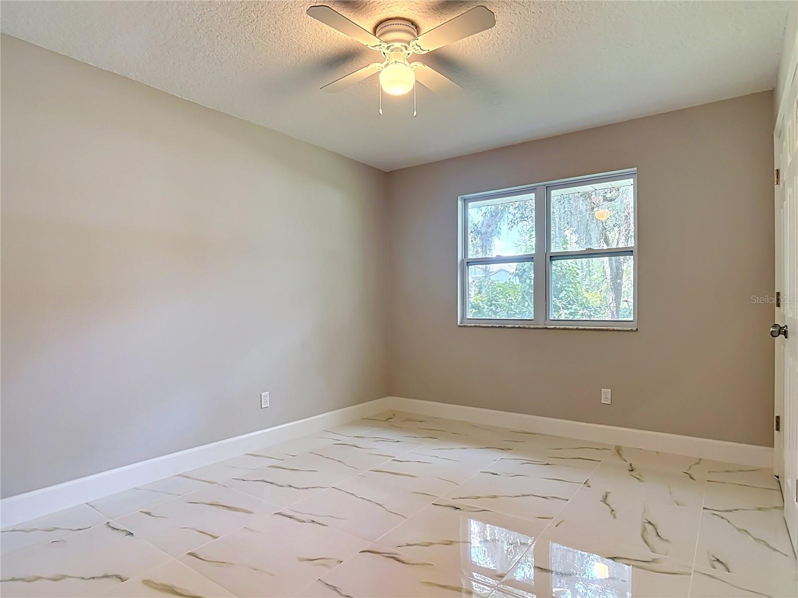 DELTONA LAKES REP BLK 1849 UNIT 72 - Residential