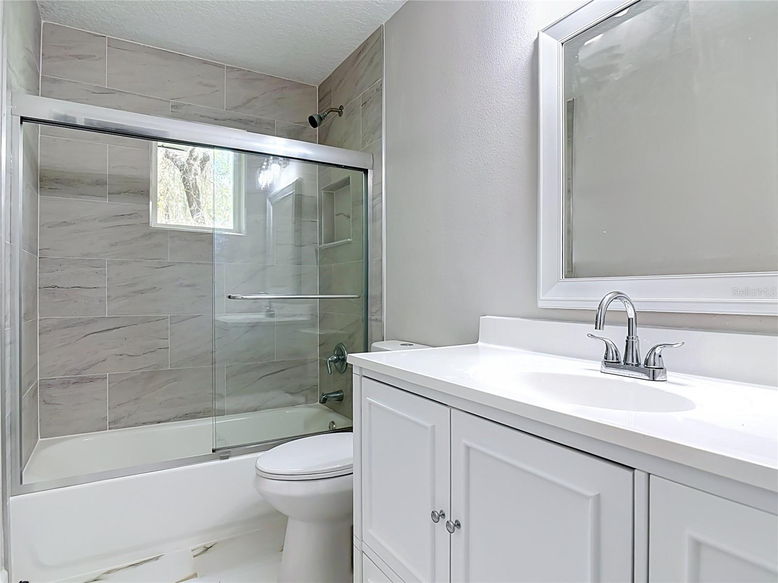 DELTONA LAKES REP BLK 1849 UNIT 72 - Residential
