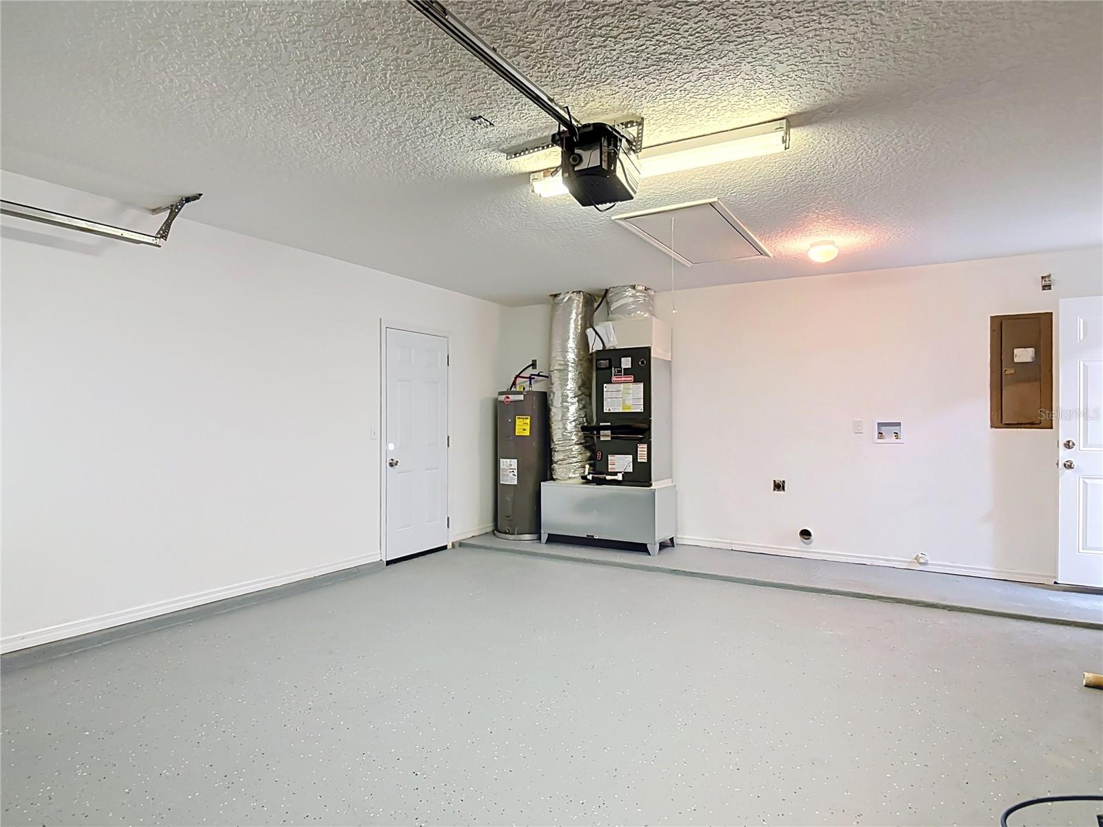 DELTONA LAKES REP BLK 1849 UNIT 72 - Residential