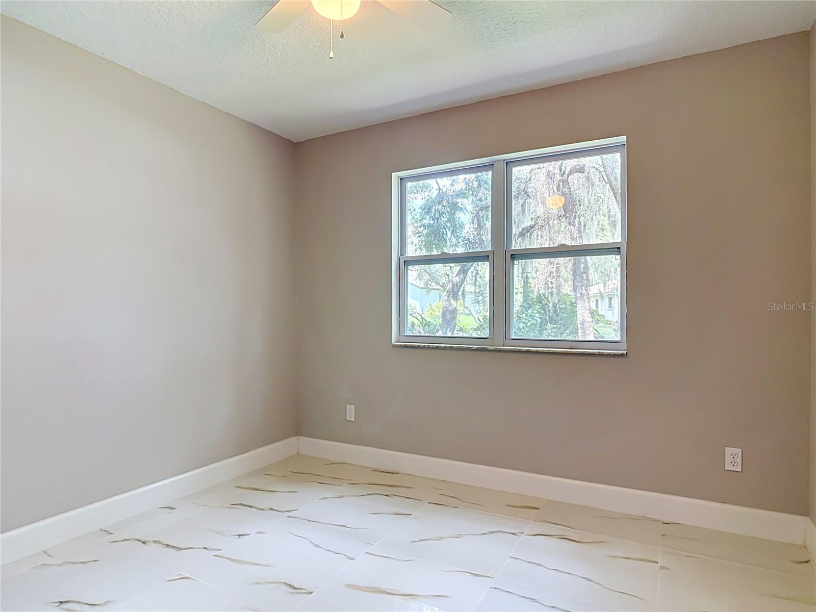 DELTONA LAKES REP BLK 1849 UNIT 72 - Residential