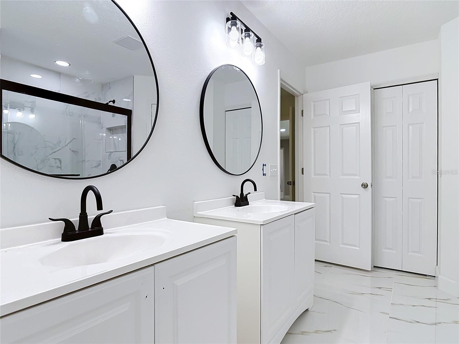 DELTONA LAKES REP BLK 1849 UNIT 72 - Residential