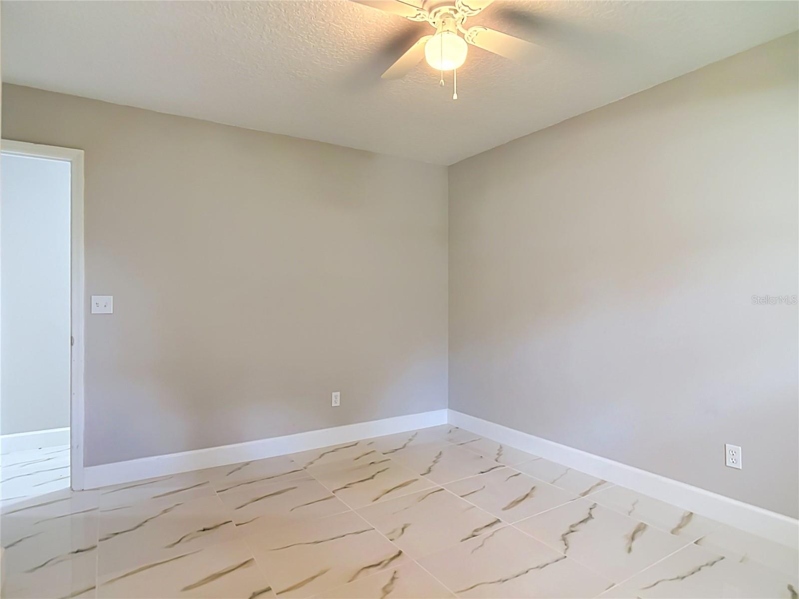 DELTONA LAKES REP BLK 1849 UNIT 72 - Residential