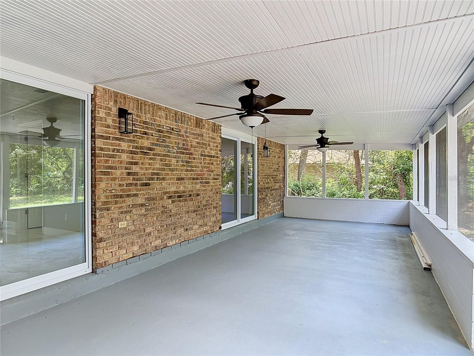 DELTONA LAKES REP BLK 1849 UNIT 72 - Residential