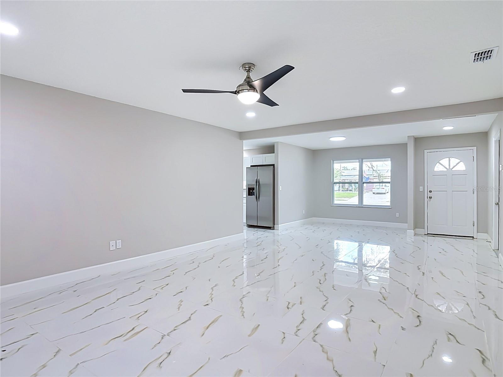 DELTONA LAKES REP BLK 1849 UNIT 72 - Residential